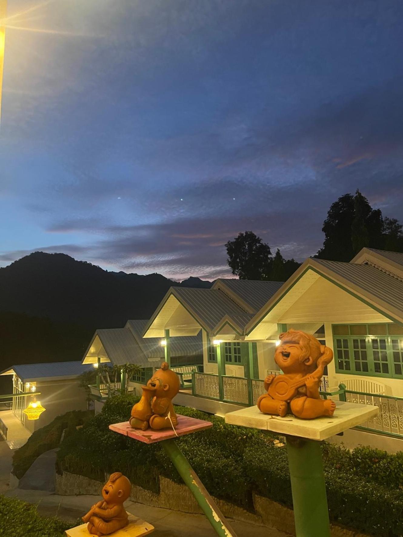 Baanpufa Resort Ban Huai Maenam Noi Eksteriør bilde